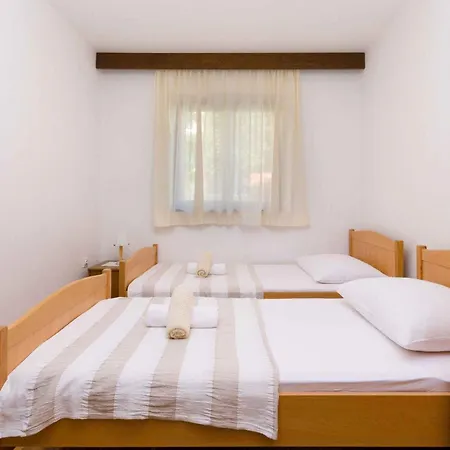 Three-bedroom 8 * Crikvenica